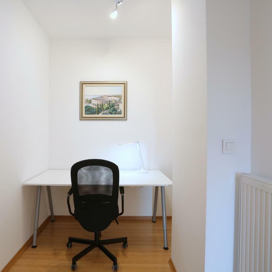 The Loft Appartement Ljubljana Buitenkant foto