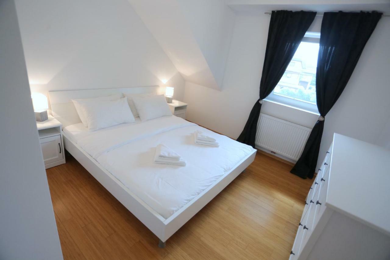 The Loft Appartement Ljubljana Buitenkant foto